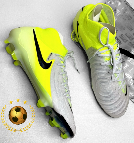 Nike Phantom Luna II Elite FG