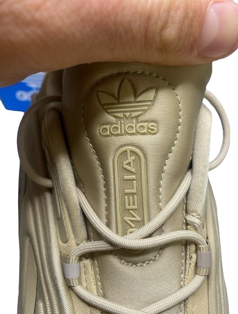 Adidas Ozelia